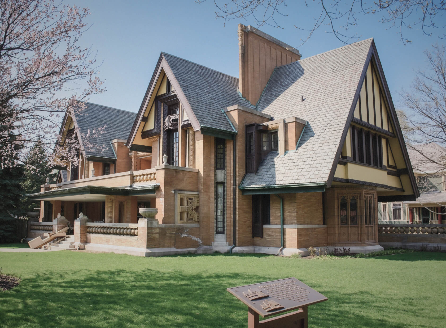 The Moore-Dugal House, a Frank Lloyd Wright designed residence in Oak Park, Illinois